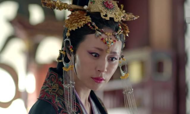 《琅琊榜》:这件事看出越贵妃智商爆表,但蠢儿子让她心里苦极了