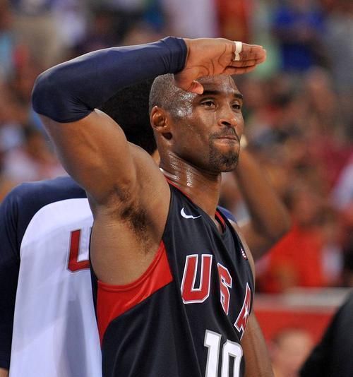 08年奥运会中国队对美国队:科比13分,老詹18分,那姚明和阿联呢