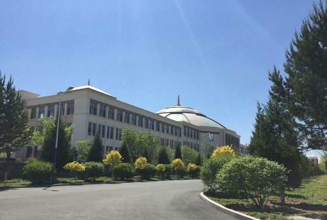 内蒙古独霸一方的四所大学,自然环境优渥,录取要求不高