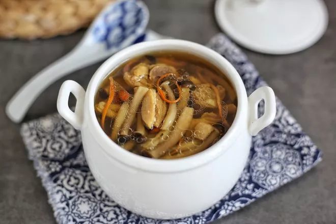 夏天出汗多,一定要喝这碗汤水,滋补养阴不上火,孩子常喝不咳嗽