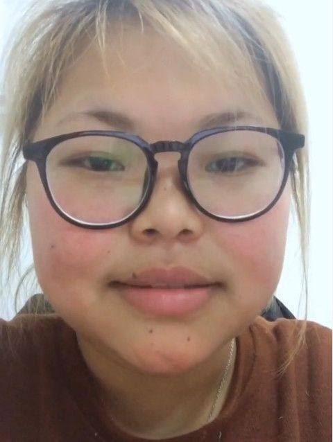 180斤姑娘被人嘲笑又黑又胖又丑,一气之下学化妆,追求者不断