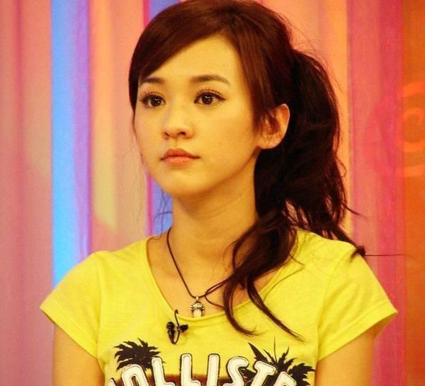 刺青,裸泳,被曝交往47个男友|陈意涵|刺青|裸泳_新浪新闻