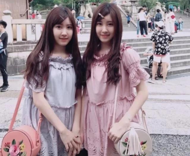 17年过去了,当初被称为"最美双胞胎"的小女孩,如今长成啥样了