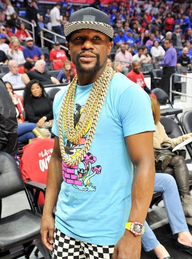 梅威瑟不把阿里放在眼里,称自己才是拳坛历史第一人