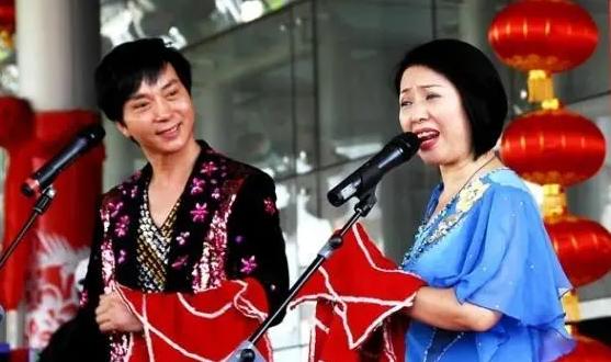 乡村爱情玉田娘与小4岁丈夫同框近照网友比赵四强太多