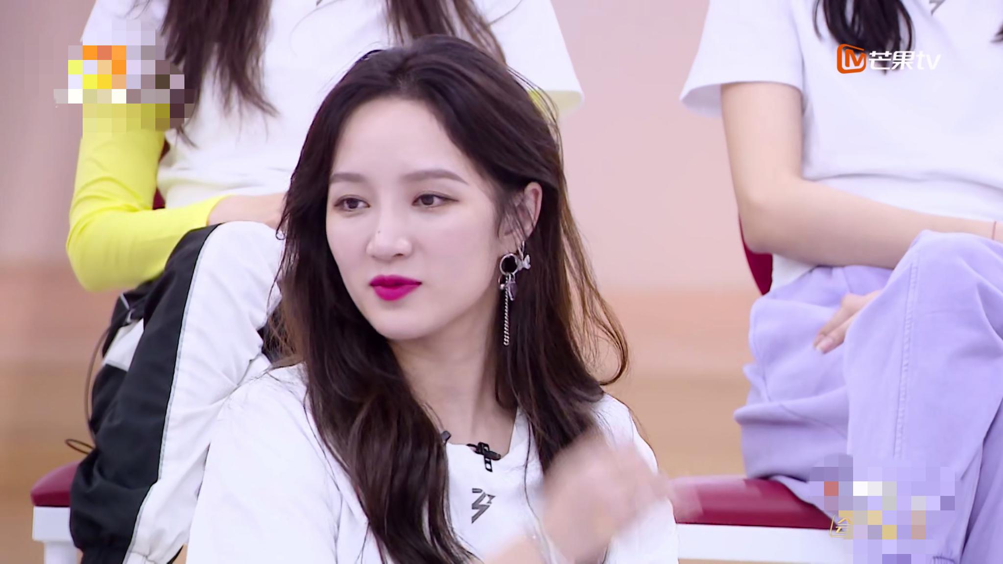 张雨绮:你是来踢馆的吗|黑丝|张雨绮|王霏霏_新浪新闻