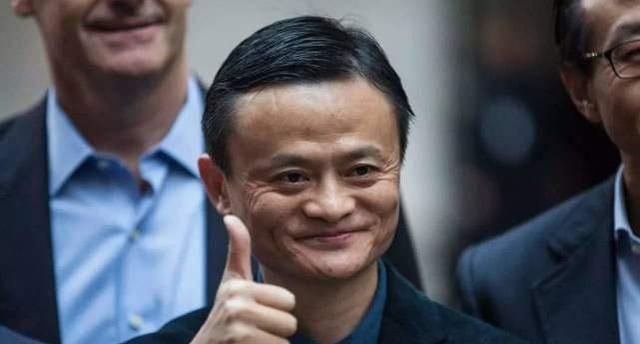 马云“不为人知”的另外3个身份,阿里巴巴CEO是“最不起眼”的__财经头条