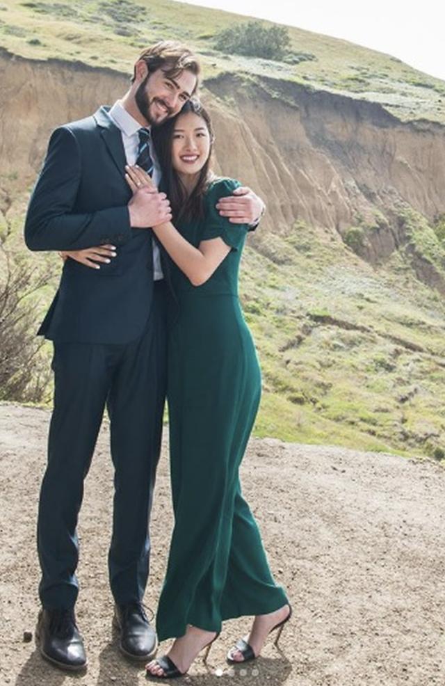 王伟忠荣升岳父长女王羚嫁入豪门男方家族为美国第四富豪家族