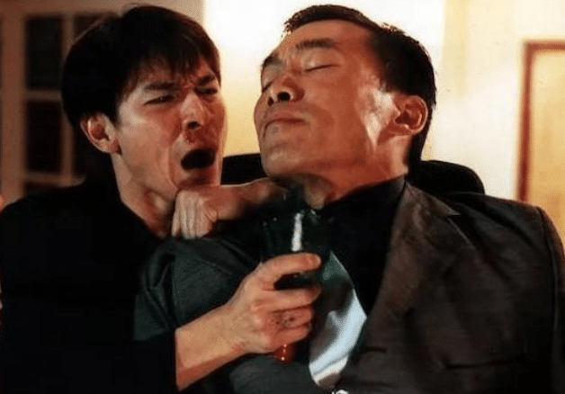 他因古惑仔走红曾被日本前妻鼓励拍风月片55岁沦为路人