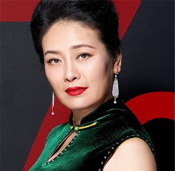 她付出全部却遭背叛,为"报复"转嫁他兄弟,如今生活令人意外!|贾妮|申