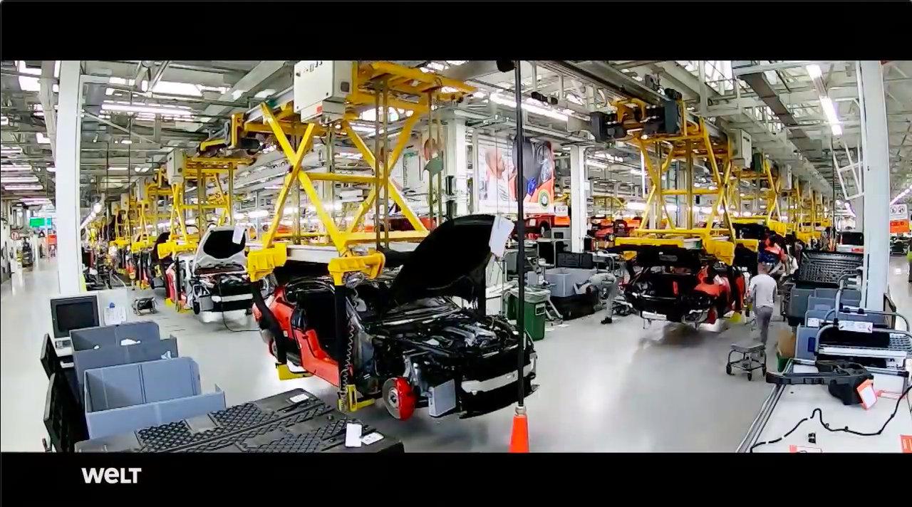 探访宾利克鲁工厂:看看宾利欧陆gt w12是如何打造的!