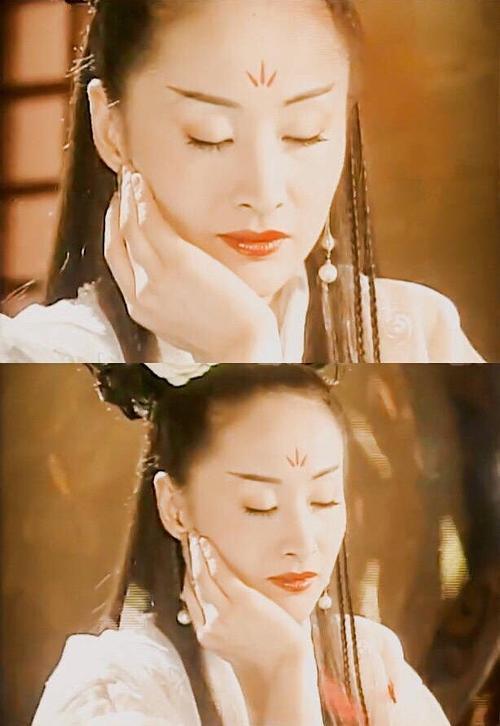 看她近照只想感慨:卿本佳人奈何整容