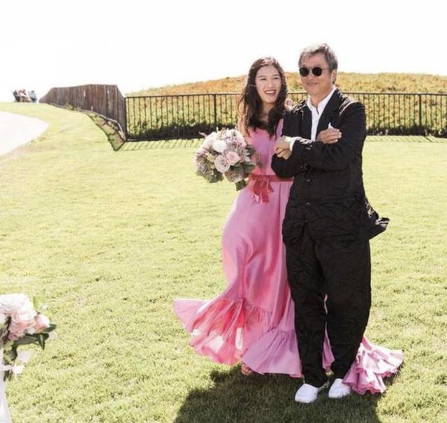 王伟忠荣升岳父长女王羚嫁入豪门男方家族为美国第四富豪家族