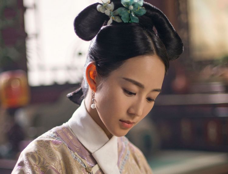 她于30岁入宫,而乾隆却对她十分宠爱,逝世后皇帝为她停朝3天