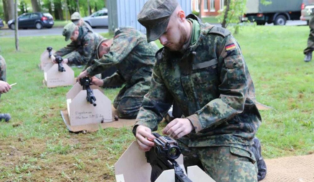 德国新单兵装备系统一套95万g36秒变科幻步枪还能再战20年