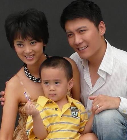 42岁实力演员赵峥,结婚13年没有绯闻,一直都是模范夫妻