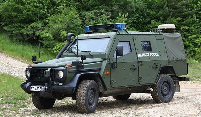 走进德军第3宪兵团两款罕见的专用轻型装甲车有效威慑不法之徒