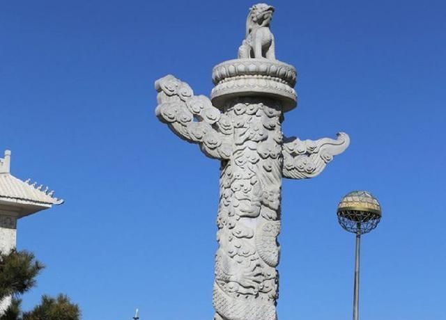 安门前的两根柱子,重达20吨,已经屹立了500年