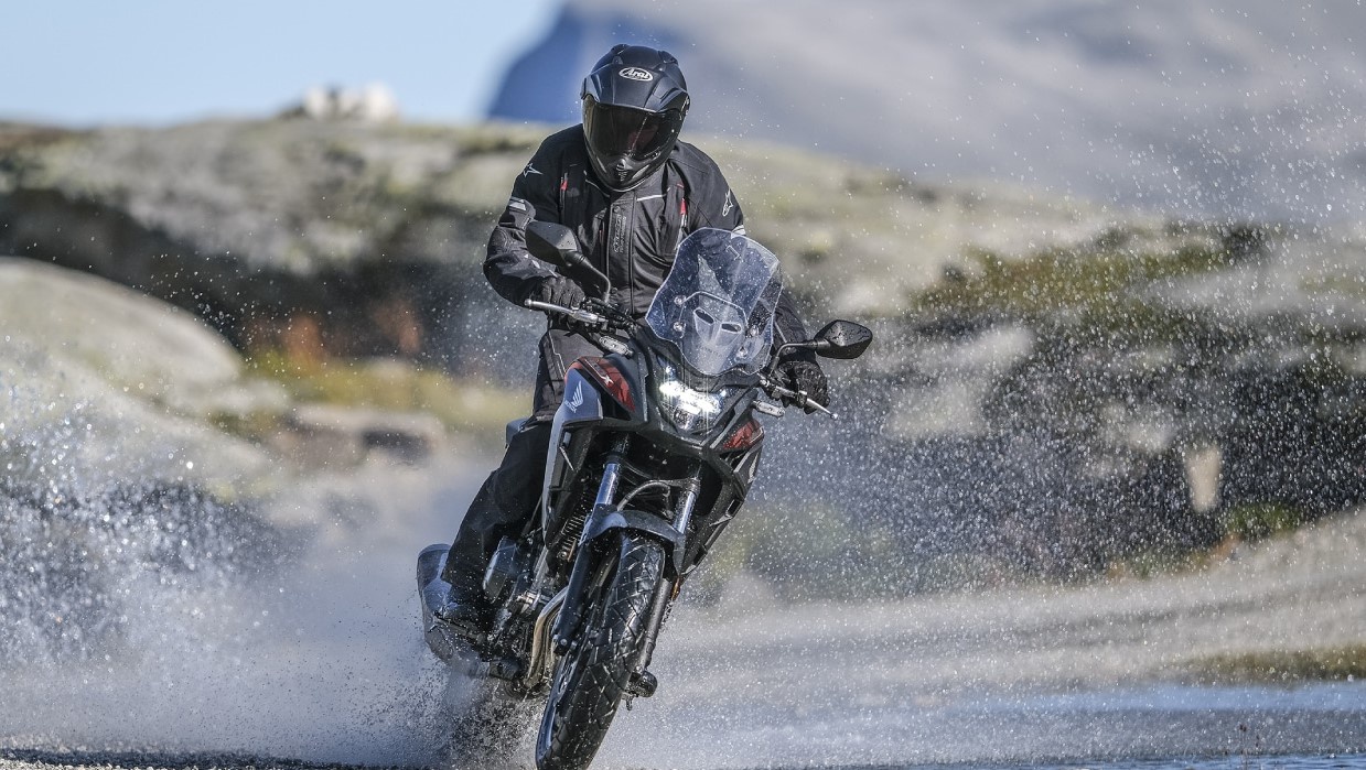 本田cb400x将引进售价45万左右醒醒别做梦了