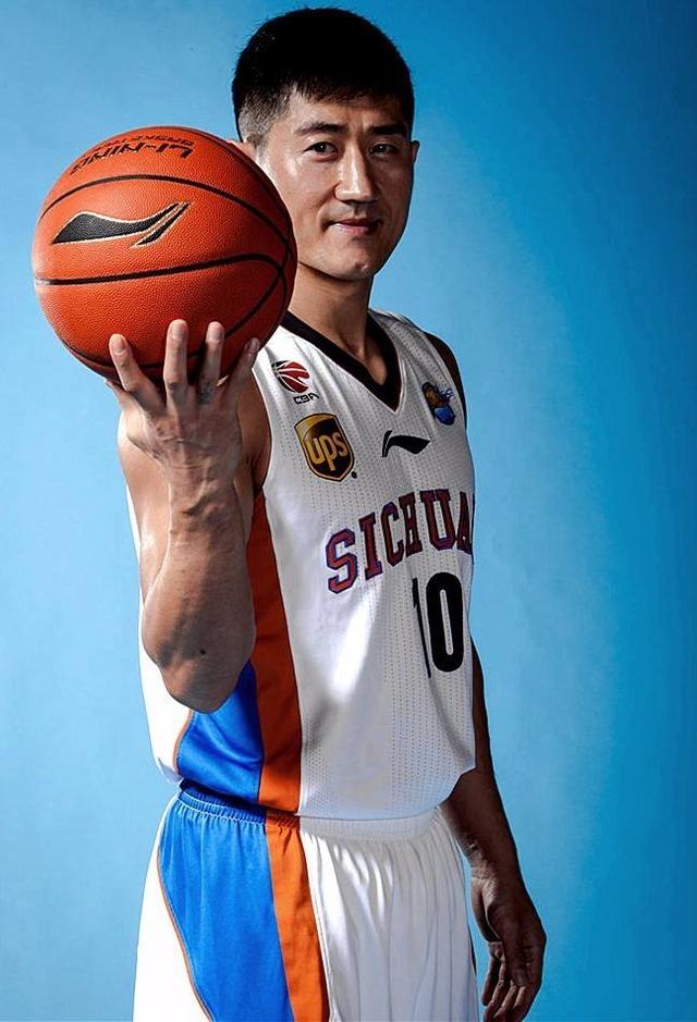 cba历史上有个球员叫吕晓明他的特点和能力如何