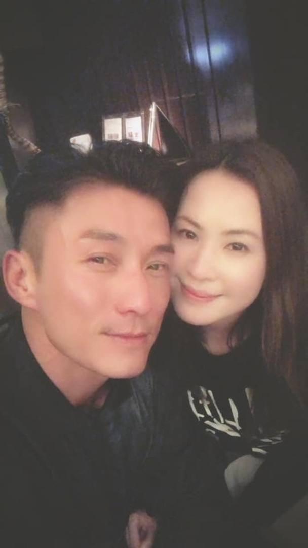 44岁tvb演员陈山聪得子!晒老婆儿子照片,浪子回头终获幸福