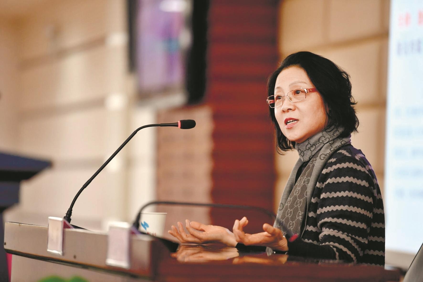 封城禁足99天 池莉的脑海里闪过些什么