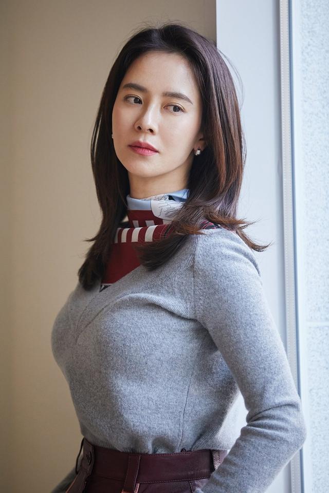 宋智孝主演新剧发布精美剧照即将39岁的她宛如冻龄