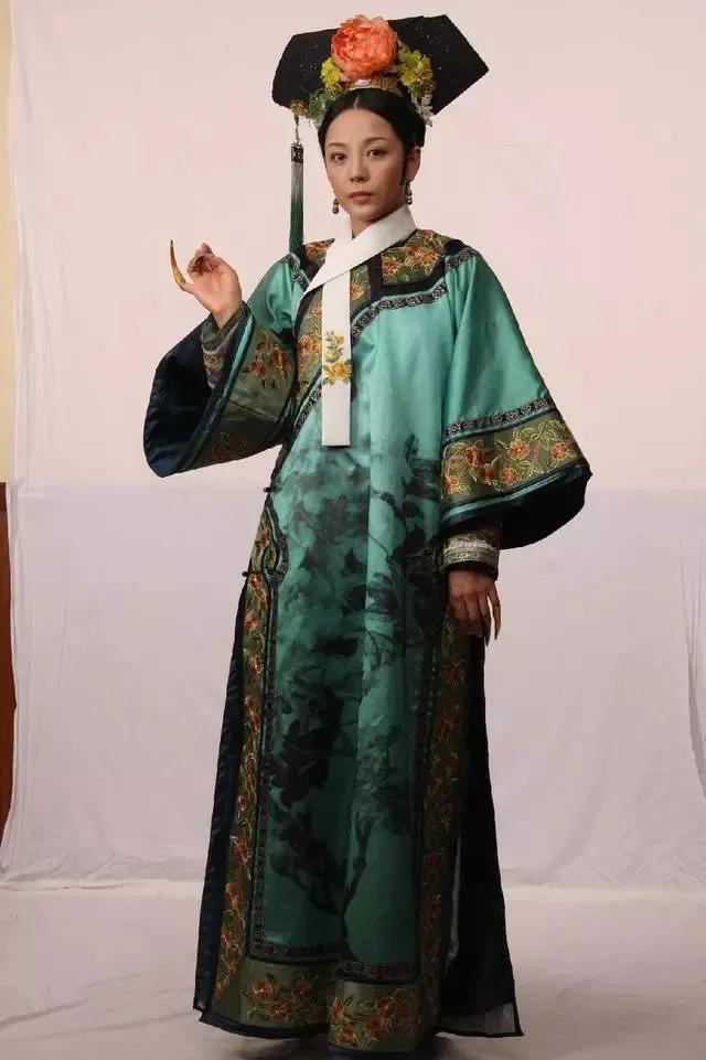 《甄嬛传》中没有出现过的9大造型,被甄嬛,孟静娴美到了!