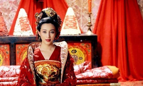 李祖娥:21岁当皇后,30岁当太后,31岁嫁给新皇帝