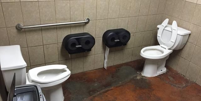 那些奇葩的卫生间设计你见过几个?不说了,让我先笑一会儿