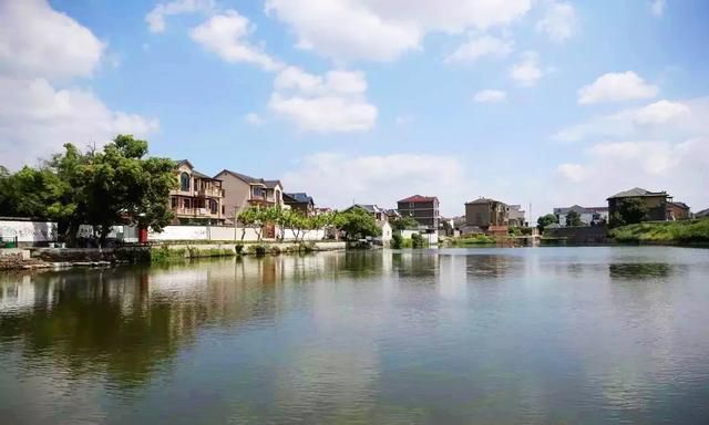 山东很富裕的土豪村,坐落于烟台,是"中国九大土豪村"之一|南山|土豪