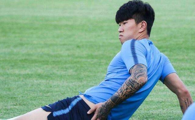 曾出身球队95青训,却一直得不到重用|徐友刚|申花|李晓明_新浪新闻