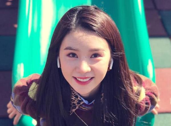 曹璐被爆遭队友霸凌,出道六年零收入|曹璐|钱枫|综艺_新浪新闻