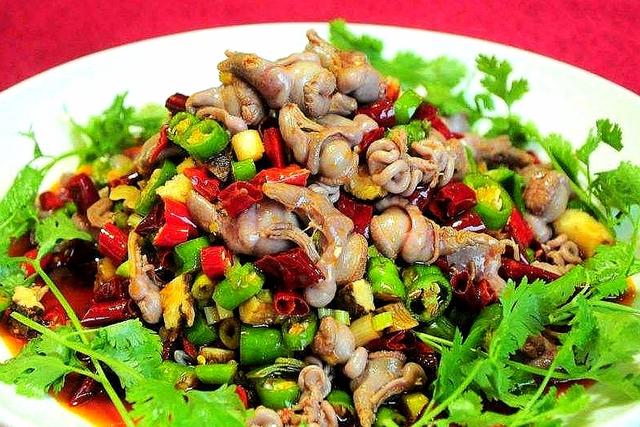 猪宝是个好东西,怎么做才能麻辣鲜香无异味?吃后"耕田"不累了