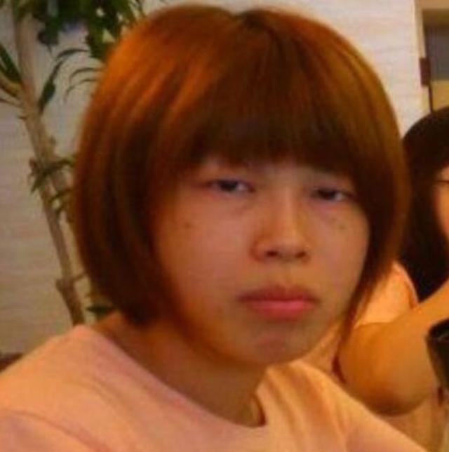 女生嫌长得丑花700万整容,从丑女逆袭成女神,网友:颜值绝了