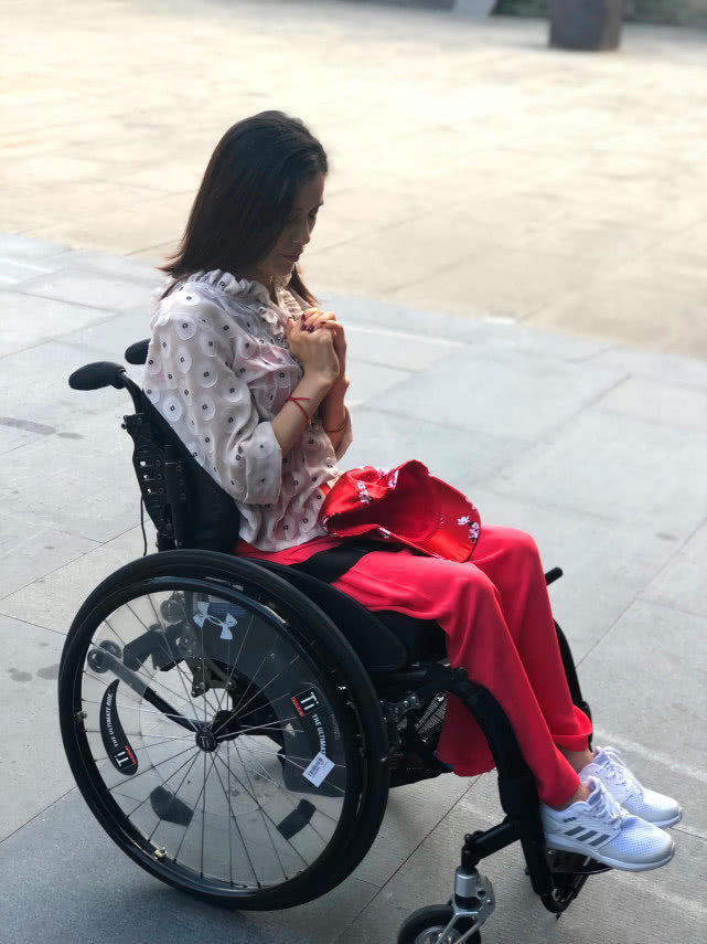 曾在美国受伤致高位截瘫的桑兰最终获赔多少钱律师形容大胜利