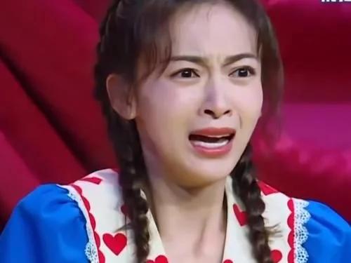 吴谨言做客奔跑吧截图放大脸蛋我终于相信她29岁了