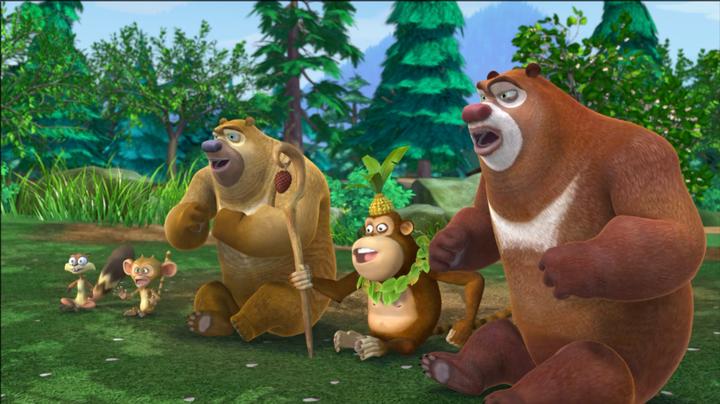 熊出没:强哥又来讨好动物了,大家一起做游戏,谁输谁喝酒