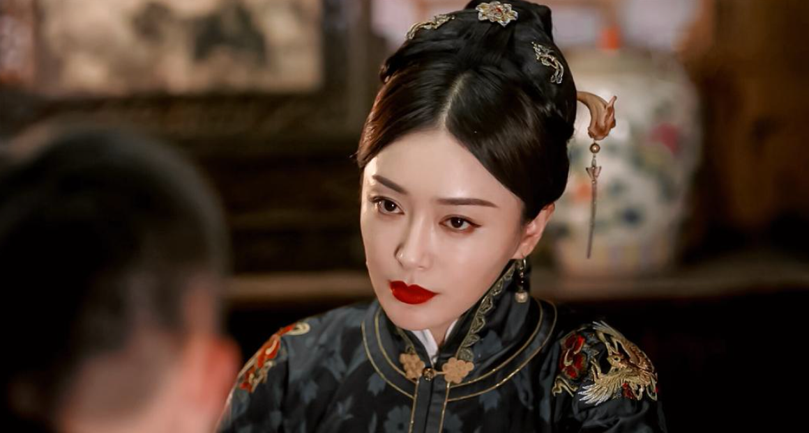 戏客专访当白月光秦岚遇到黑莲花莫向晚