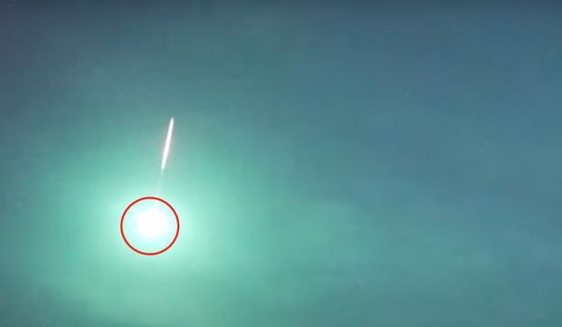 日本上空出现罕见绿光是灾难的预兆科学家是自然现象