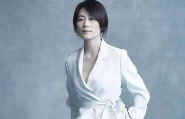 越长越年轻的四大女星,年过半百依然少女感十足