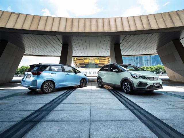 全新一代“平民超跑”预售 8.18万元起，到底香不香