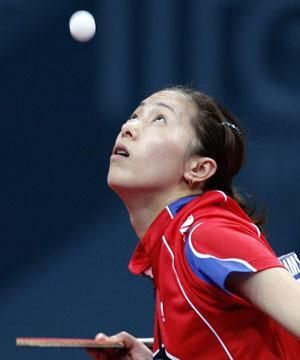 生育儿女,但与她相比,同样是中韩夫妻的安宰亨和焦志敏就过得非常幸福