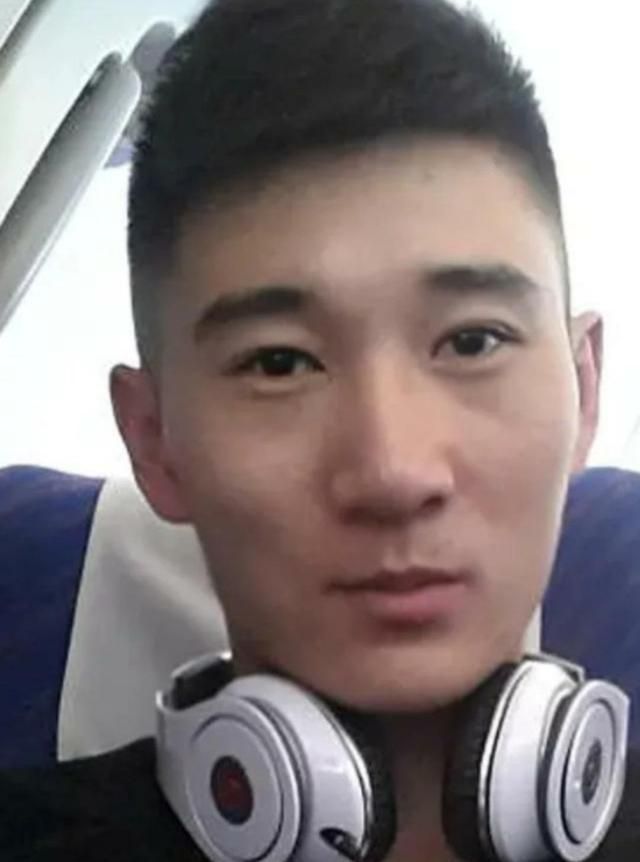 丁霞双喜临门刚拿奖绯闻男友被曝光