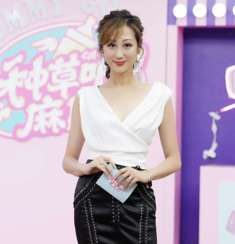 如今成这