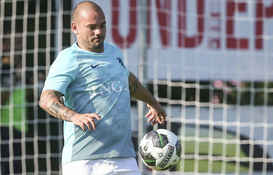 科曼:不排除罗本回到荷兰国家队可能性,不相信斯内德会复出