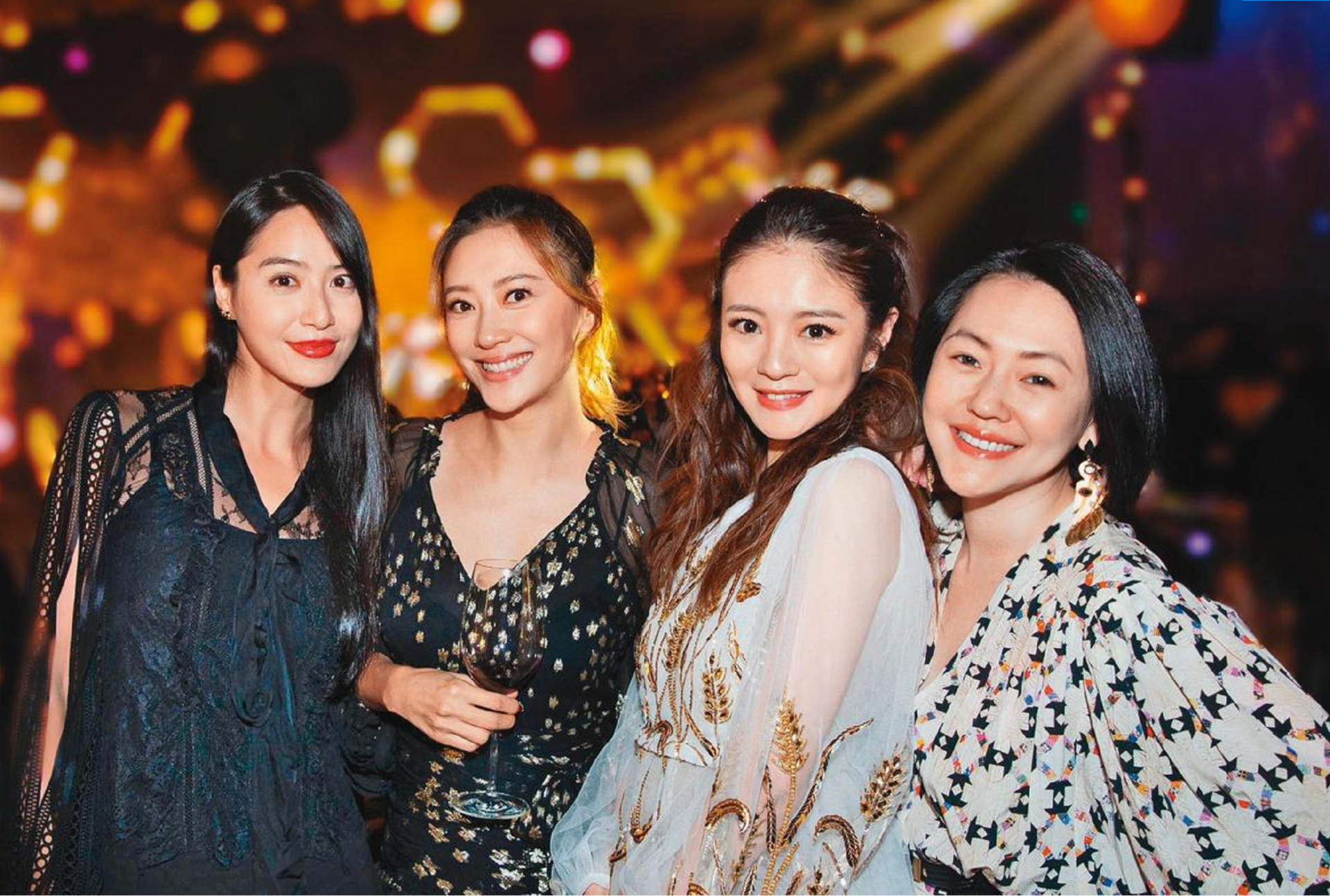 网传其豪掷16亿资产给前妻之女,还送了艘游艇_七月的风 - 诚意scenery