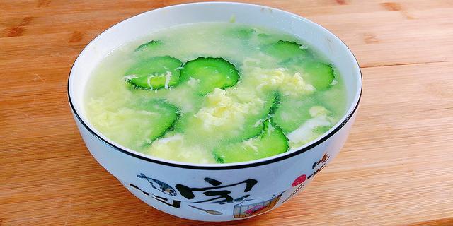 黄瓜鸡蛋汤家庭做法分享:简单几步就做好,清淡减脂又养胃|鸡蛋汤|清淡