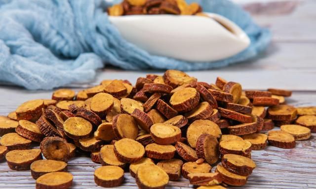 桂枝汤中,桂姜辛甘化阳,辛温散寒,解表祛邪.