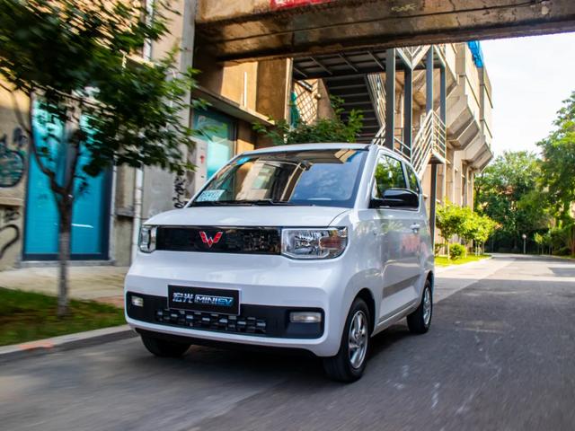 2.98万元起的国产kcar五菱宏光mini ev,i了i了-新浪汽车